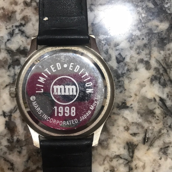 Vintage pair of M&Ms watches - Picture 5 of 6